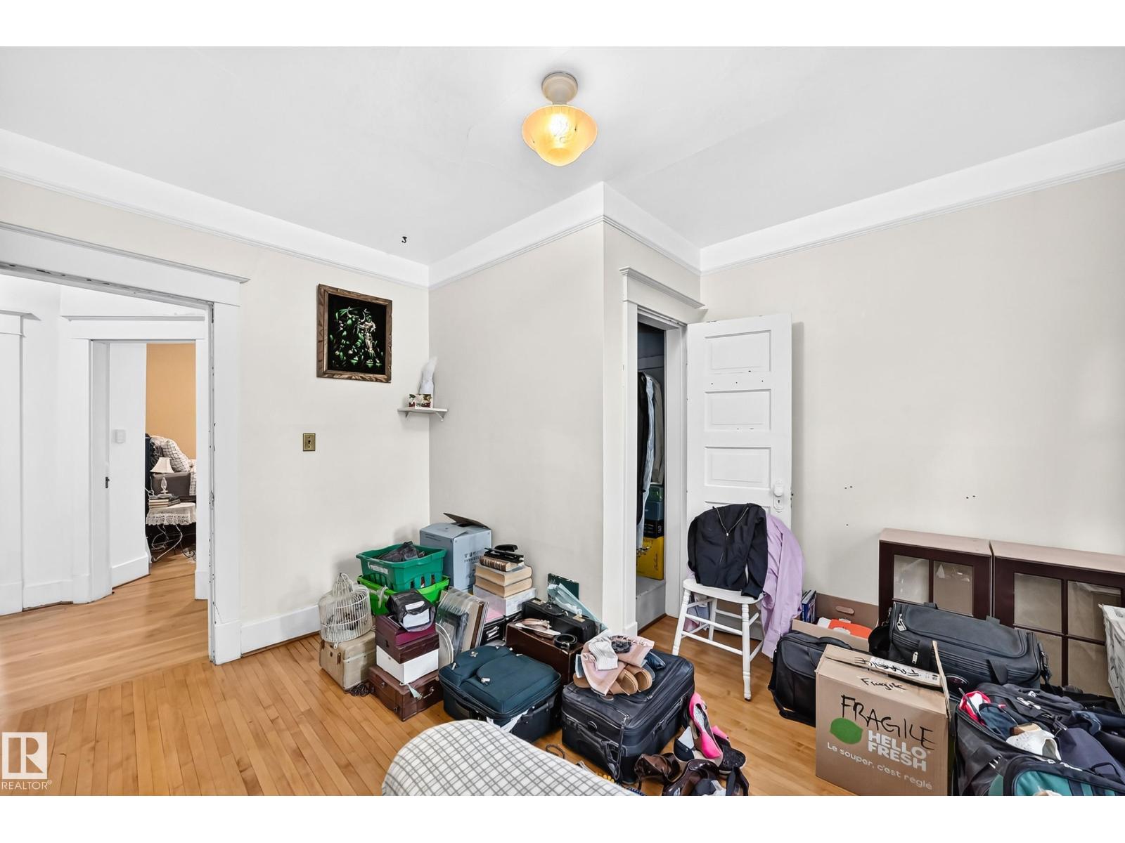 8630 108A ST NW - 35