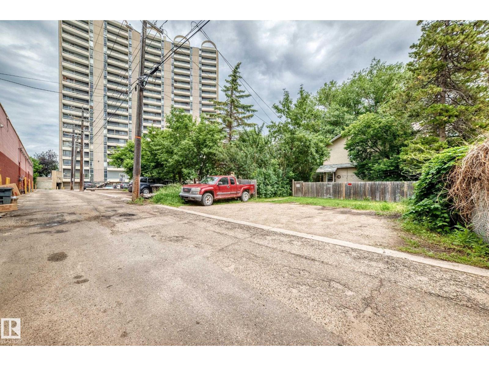 8630 108A ST NW - 48