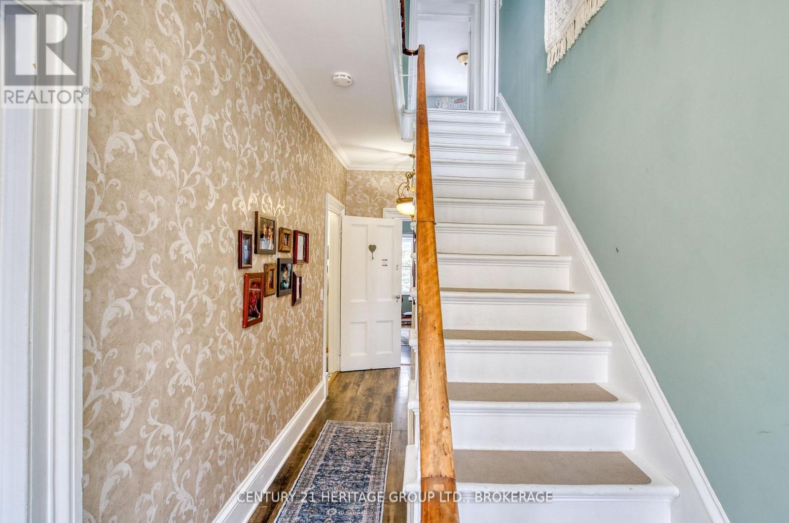 75 ROBERT STREET - 6