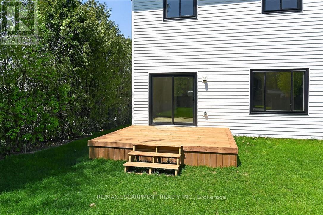 45 B HOWARD STREET - 36