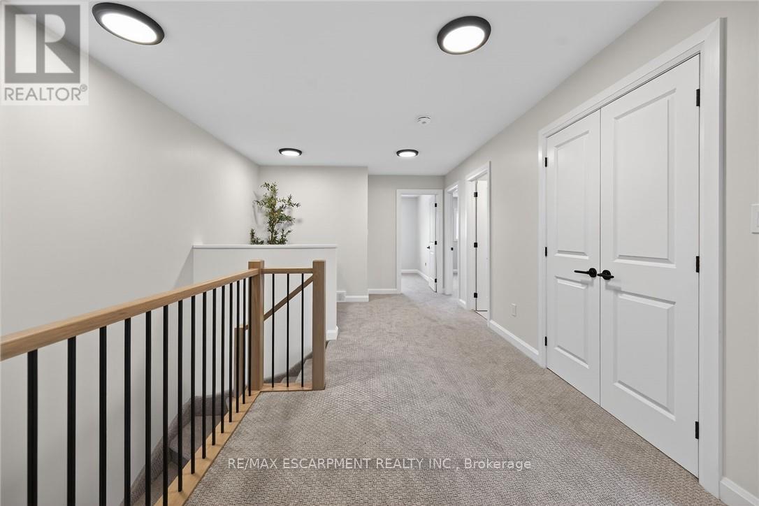 45 B HOWARD STREET - 28