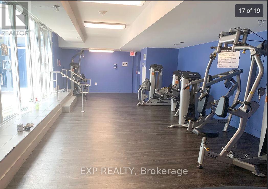 #611E 36 LISGAR STREET - 10