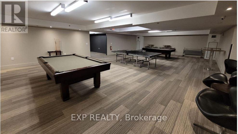 #611E 36 LISGAR STREET - 12