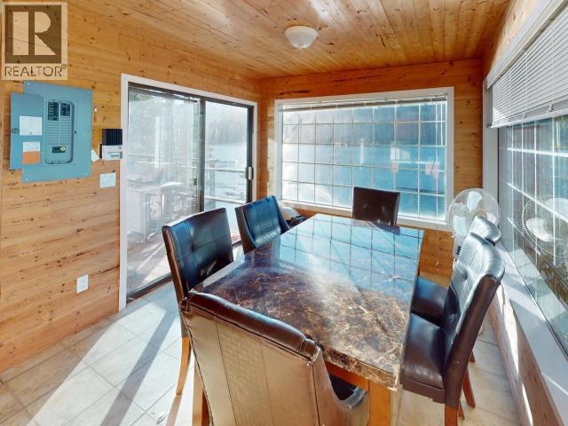 9302 POWELL LAKE - 12
