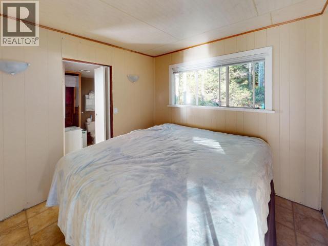 9302 POWELL LAKE - 7