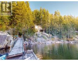 9302 Powell Lake, Powell River, BC  Photo 19