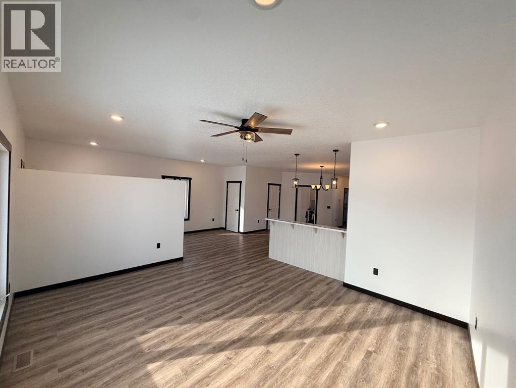 10406 105A Ave - 25