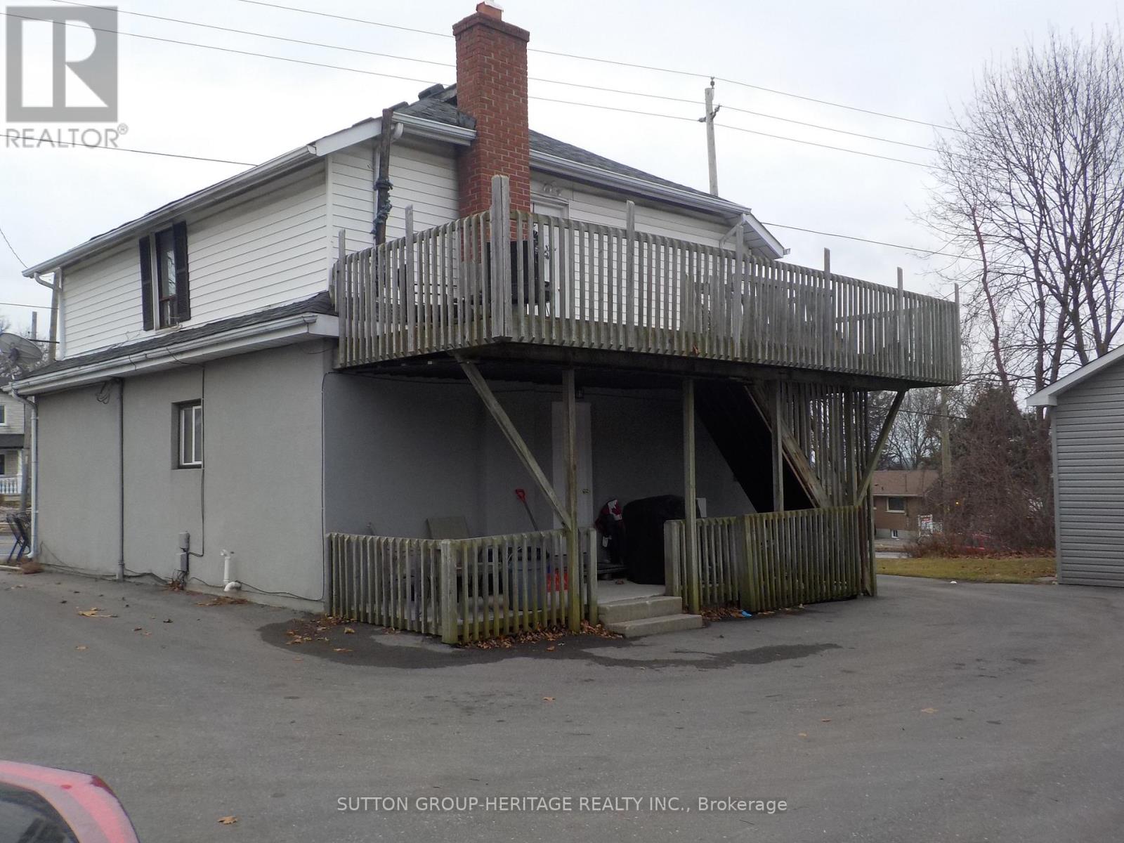 1076 KING STREET E - 3