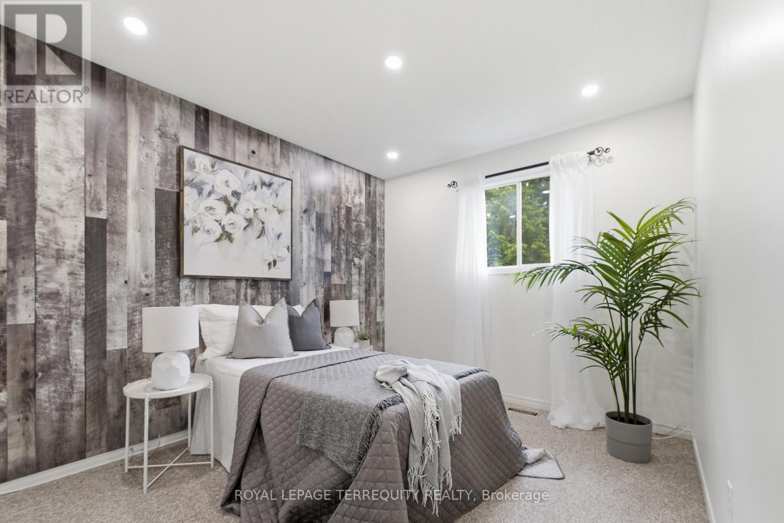 48 BORLAND COURT - 17