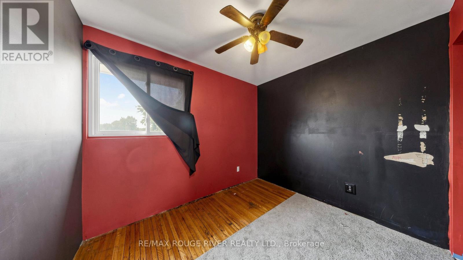 121 DEACON LANE - 27