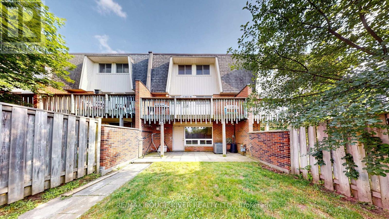 121 DEACON LANE - 39