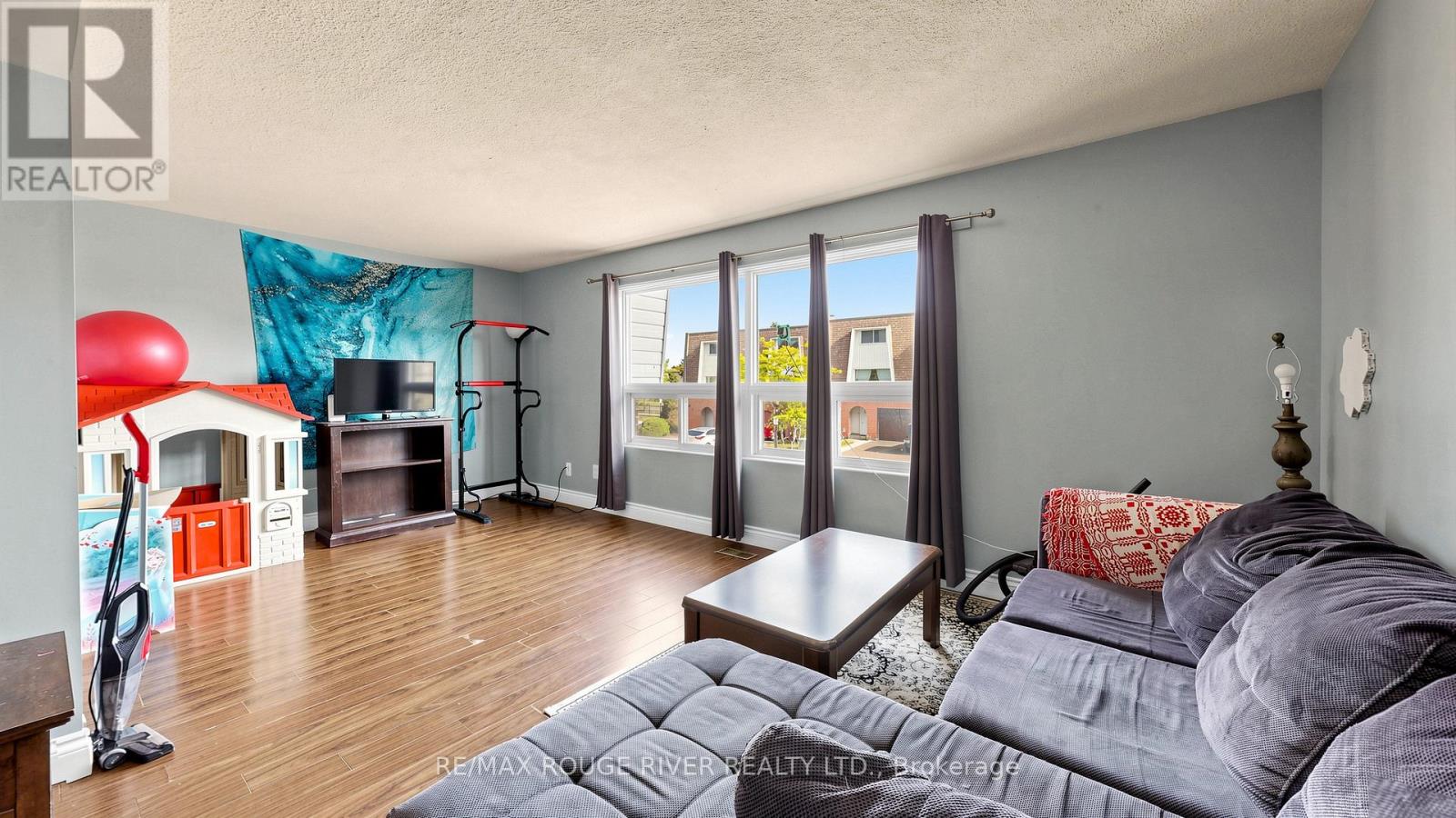 121 DEACON LANE - 6