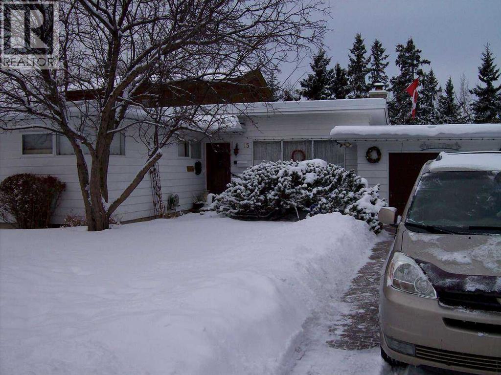15 Glenview Drive SW - 2
