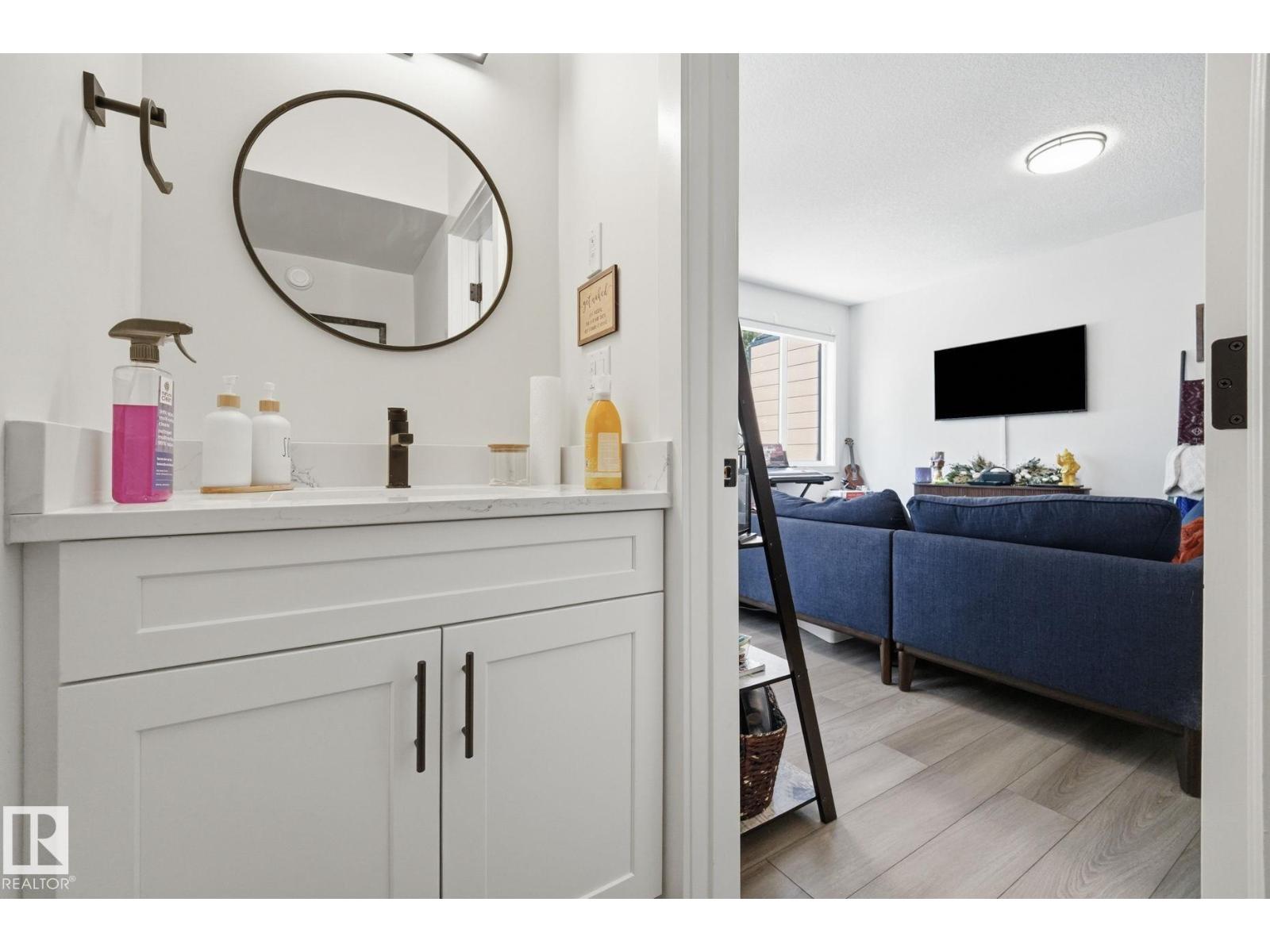 11007 132 ST NW - 15
