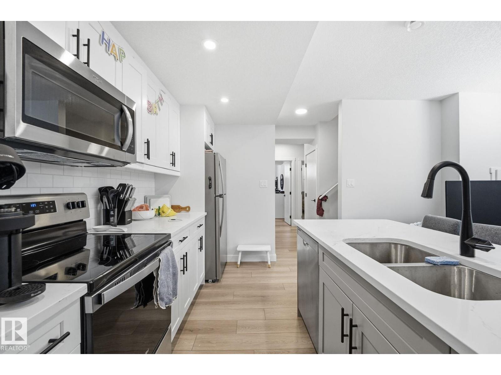 11007 132 ST NW - 20