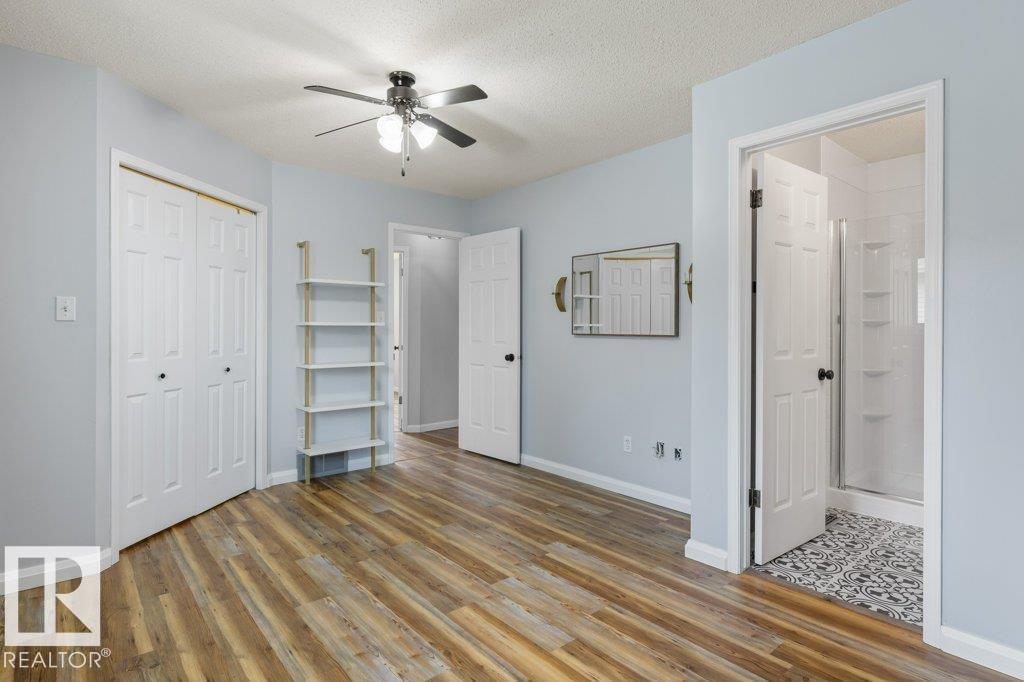 4239 30 AV NW — photo 26