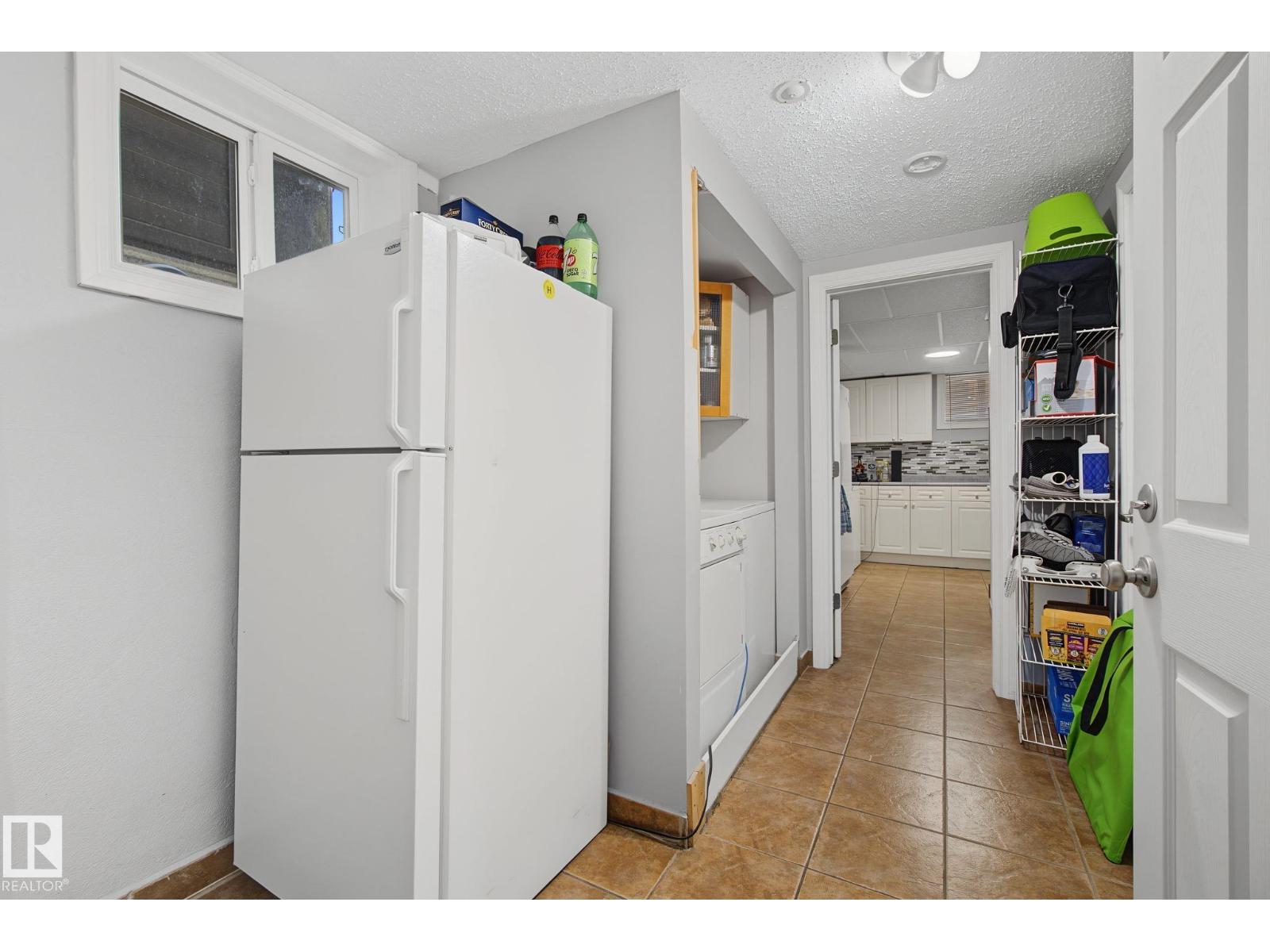 3622 115 AV NW — photo 40