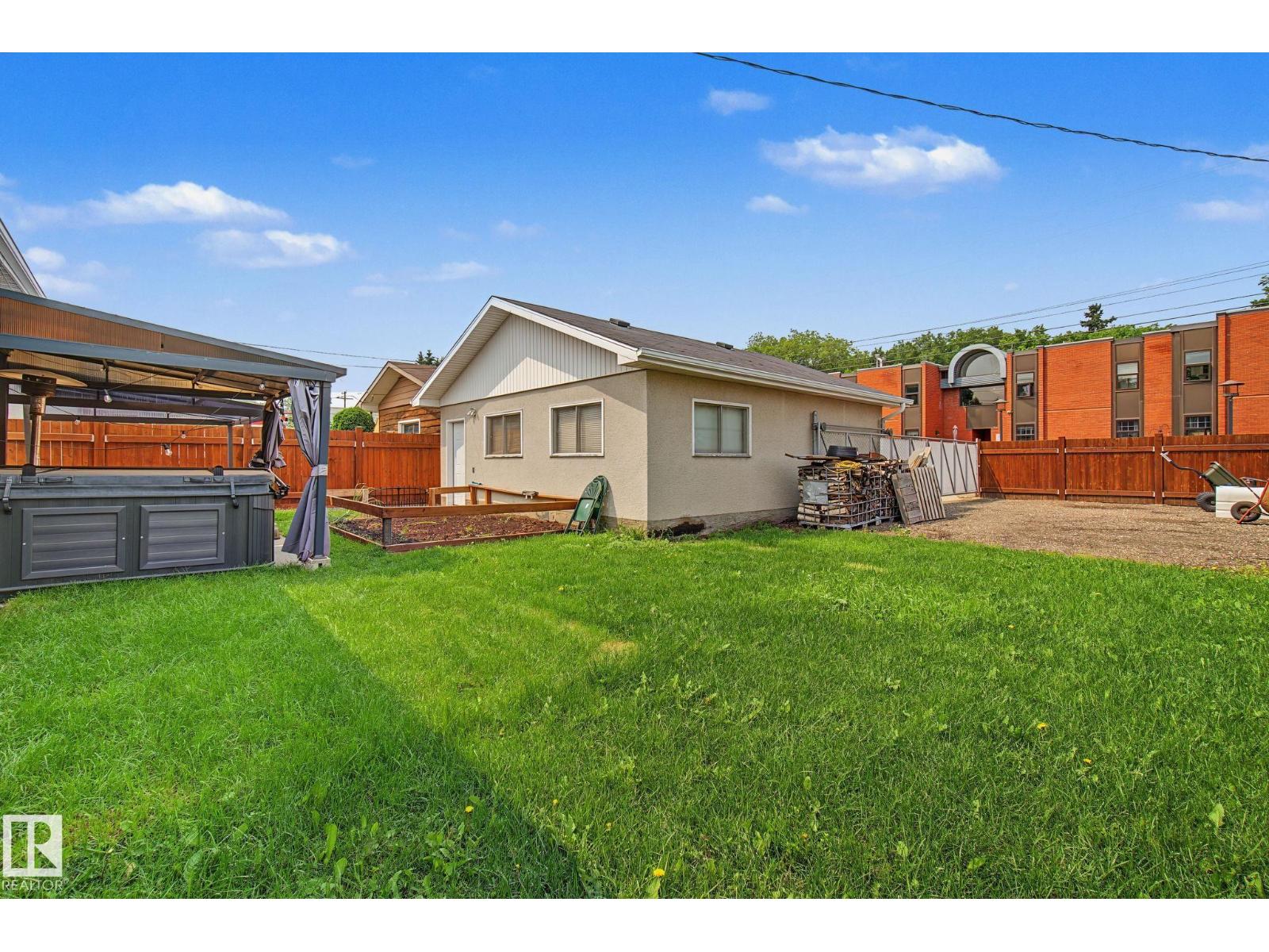 3622 115 AV NW — photo 47