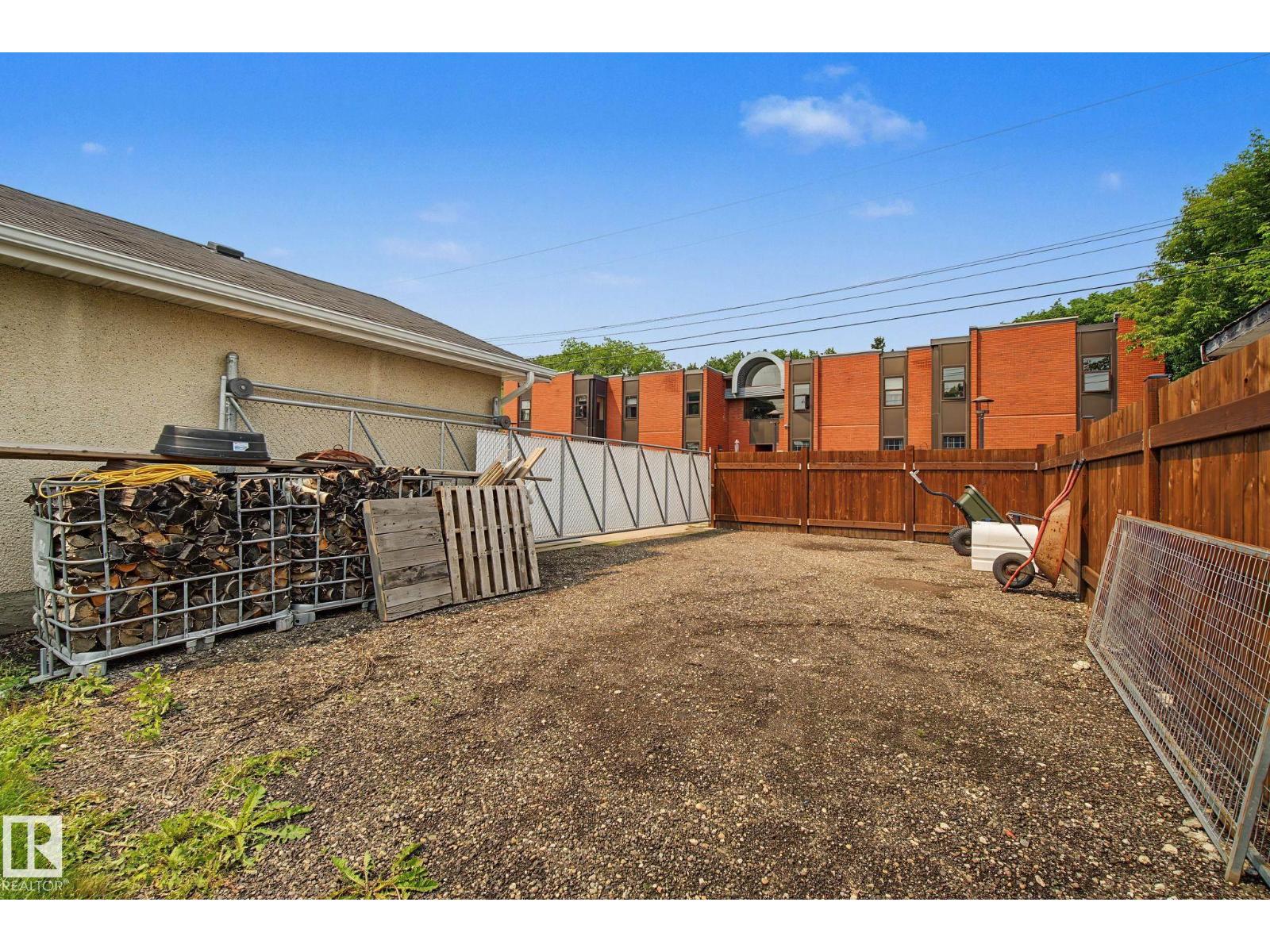 3622 115 AV NW — photo 49