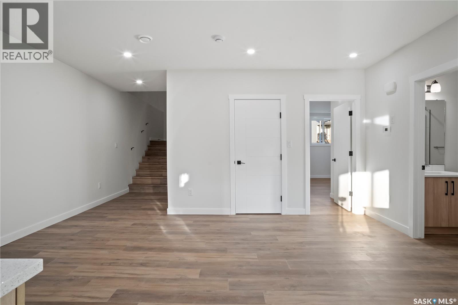 1162 Poley STREET N - 28