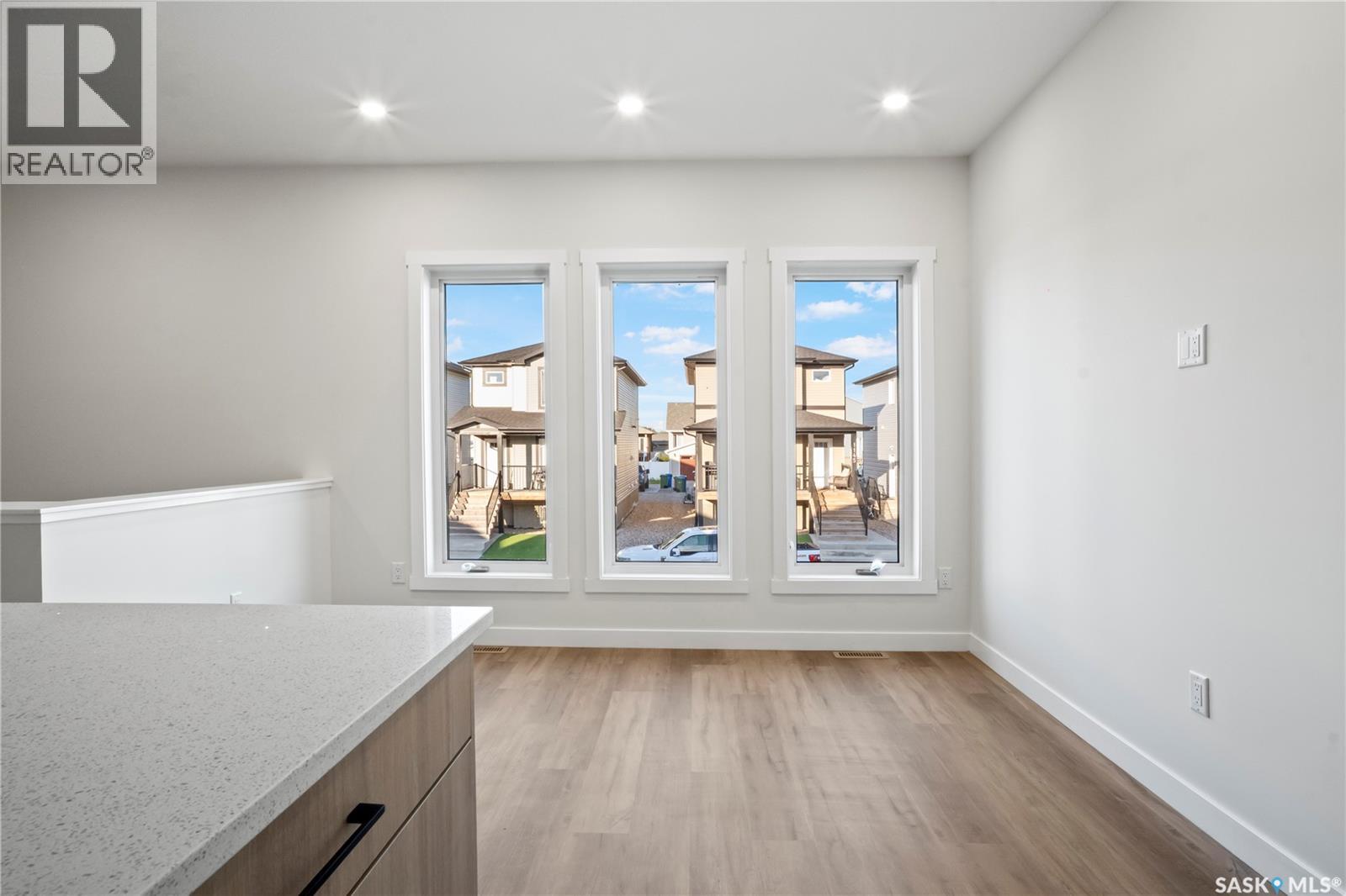 1162 Poley STREET N - 5