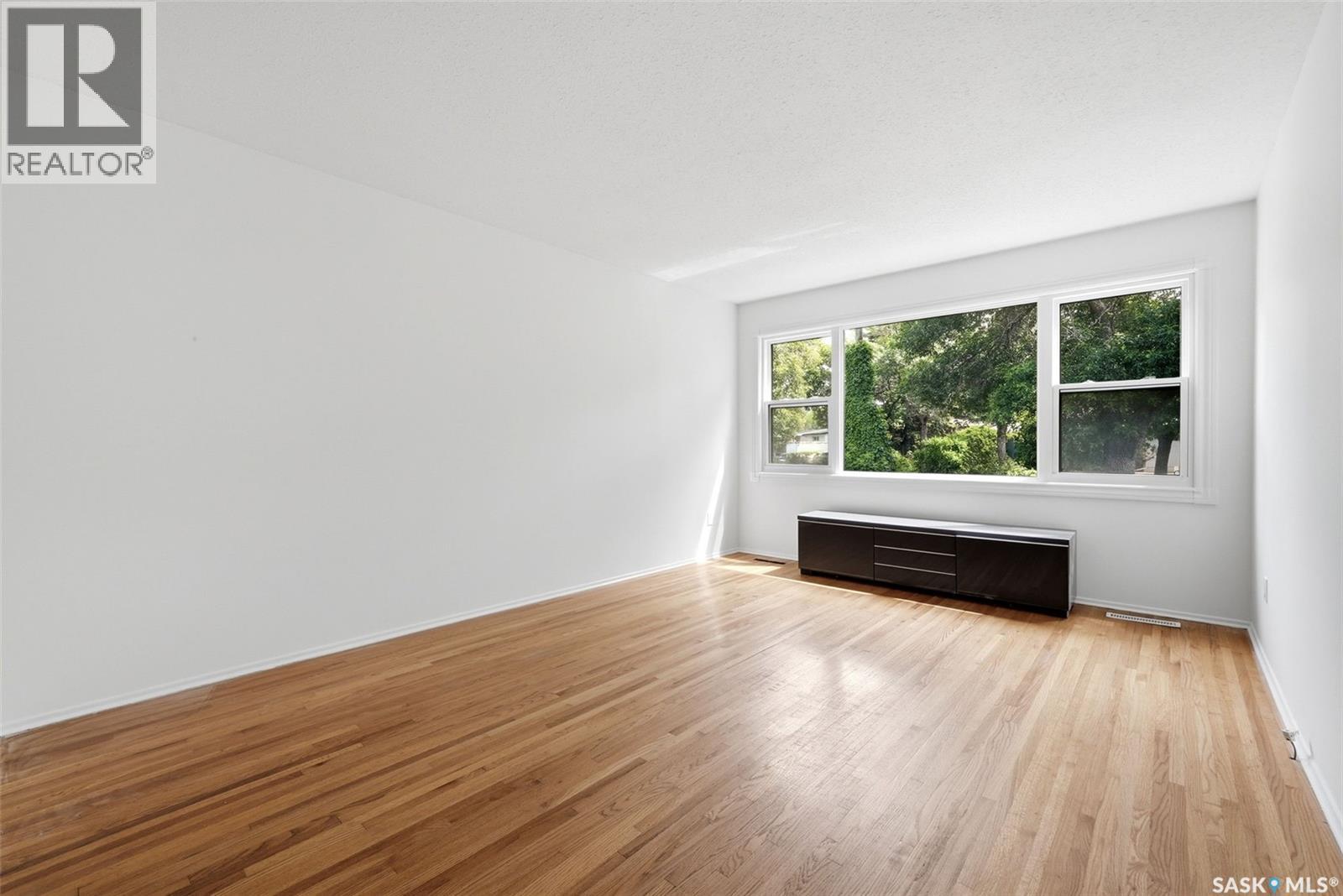 120 Shannon ROAD — photo 6
