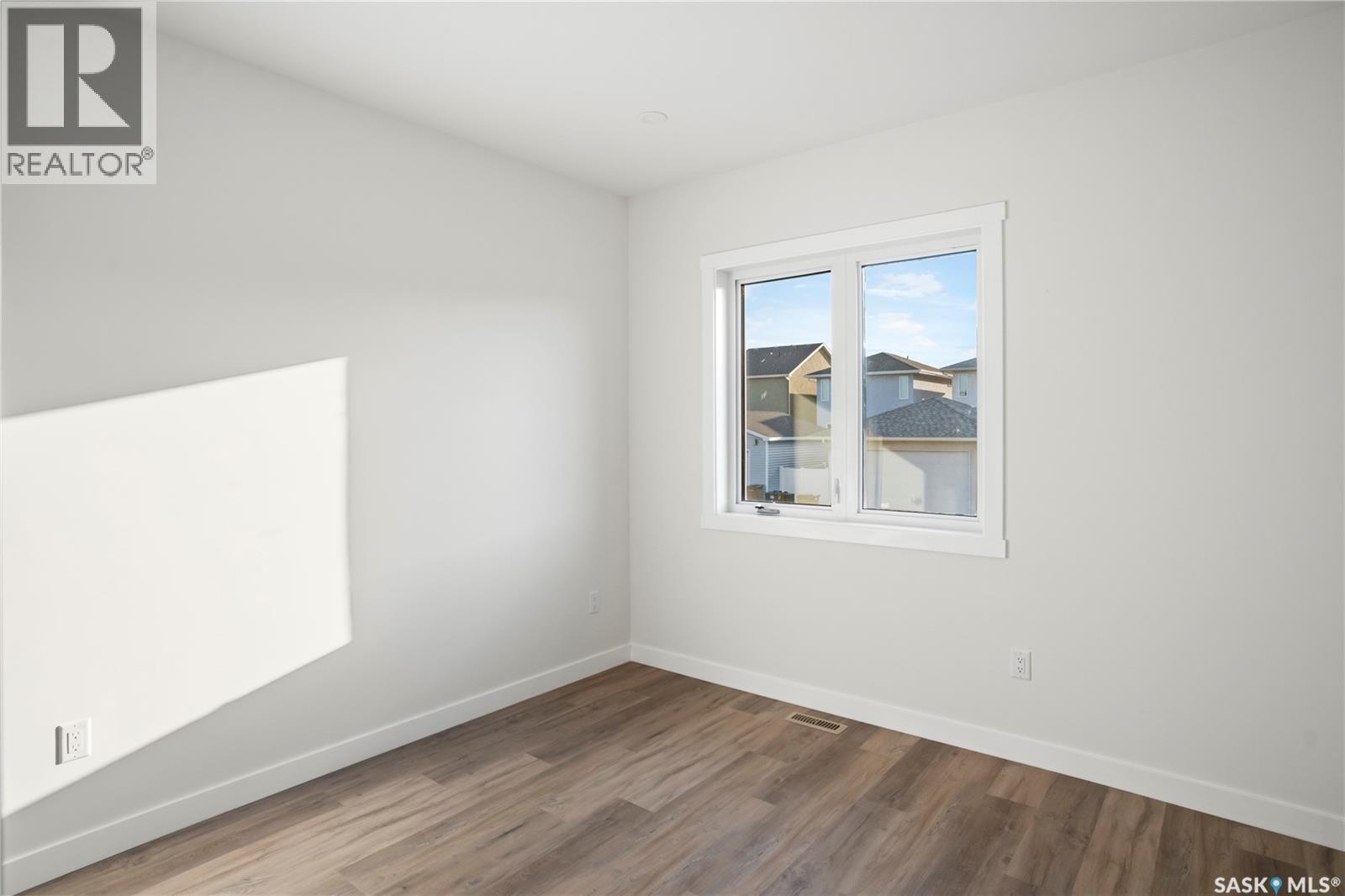 1150 Poley STREET N - 12