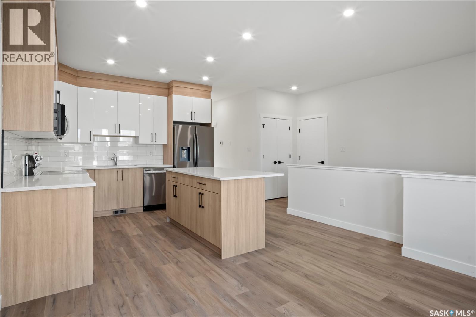 1150 Poley STREET N - 9