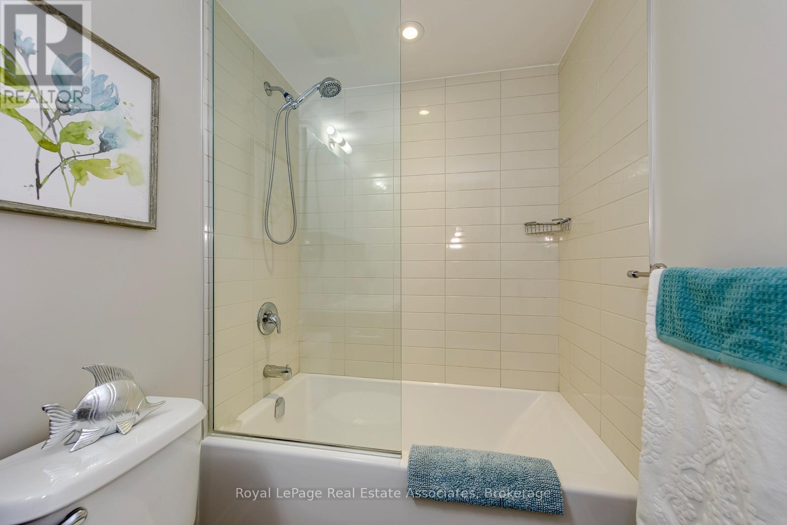 #324 457 PLAINS ROAD E - 14