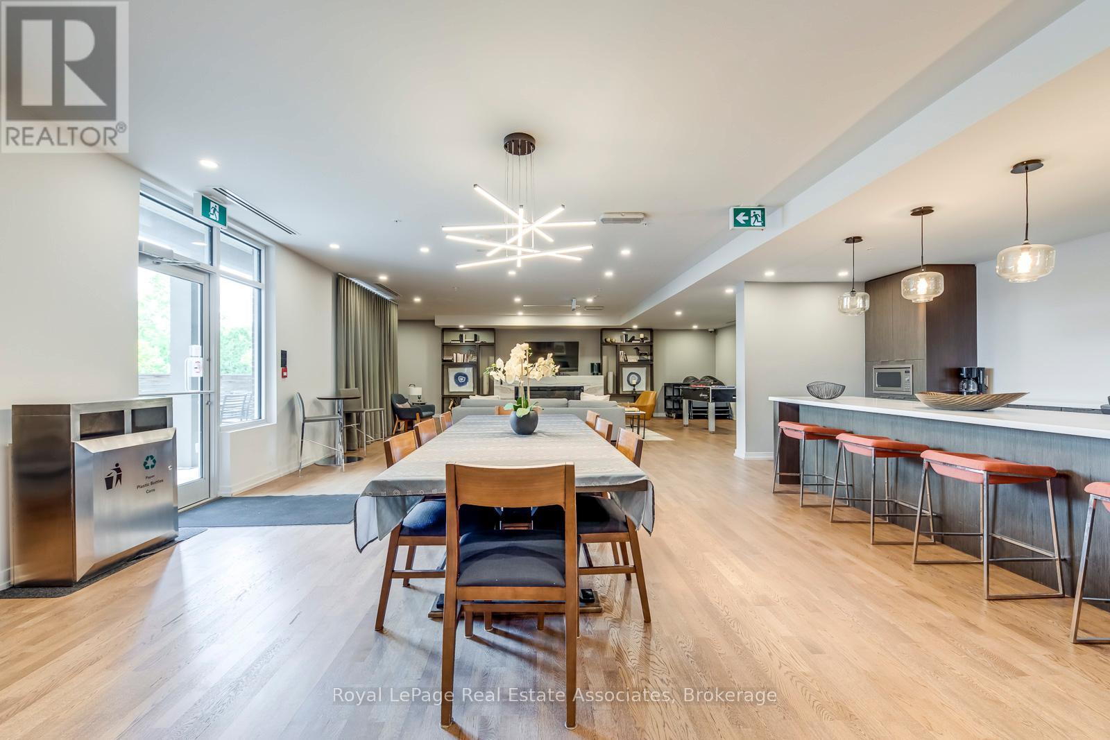 #324 457 PLAINS ROAD E - 23