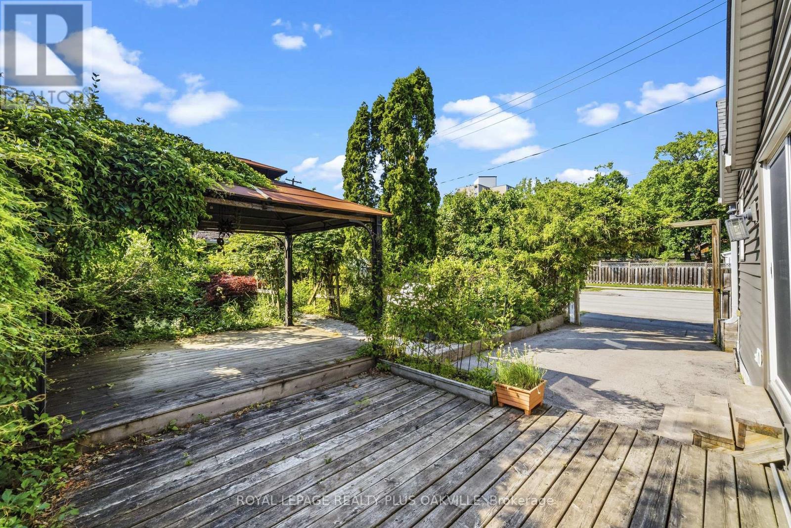 47 STEWART STREET - 24