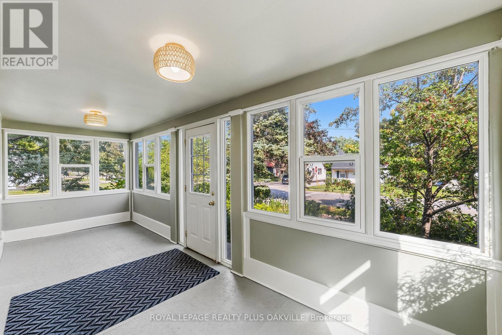 47 STEWART STREET - 3