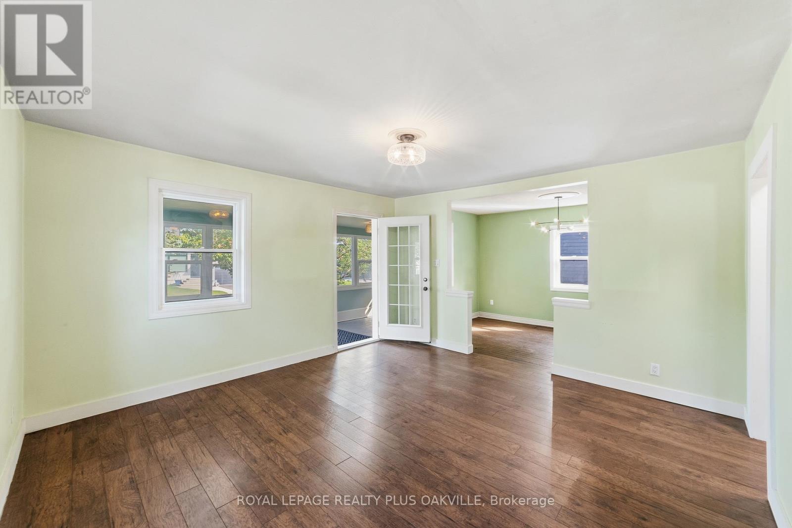 47 STEWART STREET - 4