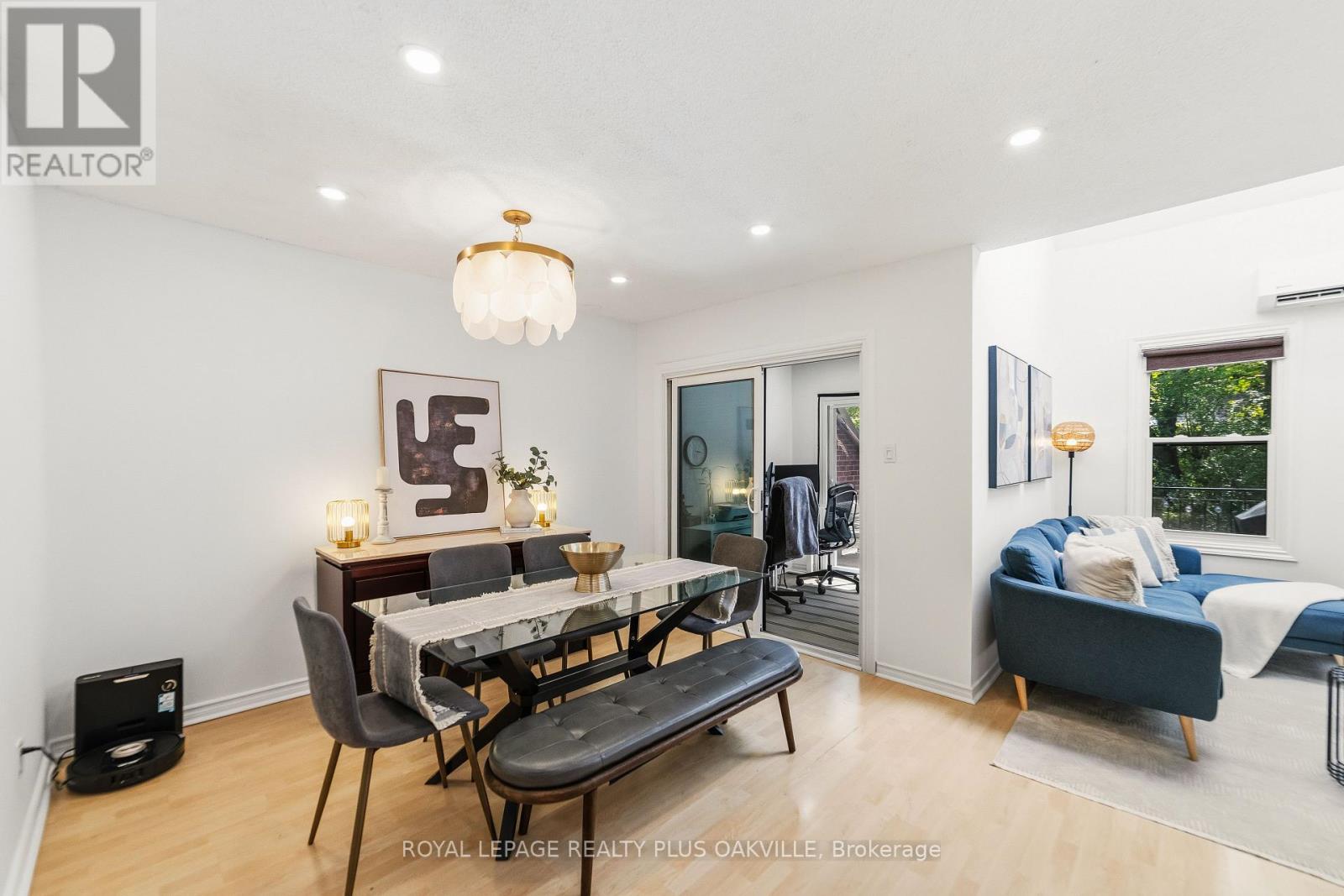 #27 530 FALGARWOOD DRIVE - 12