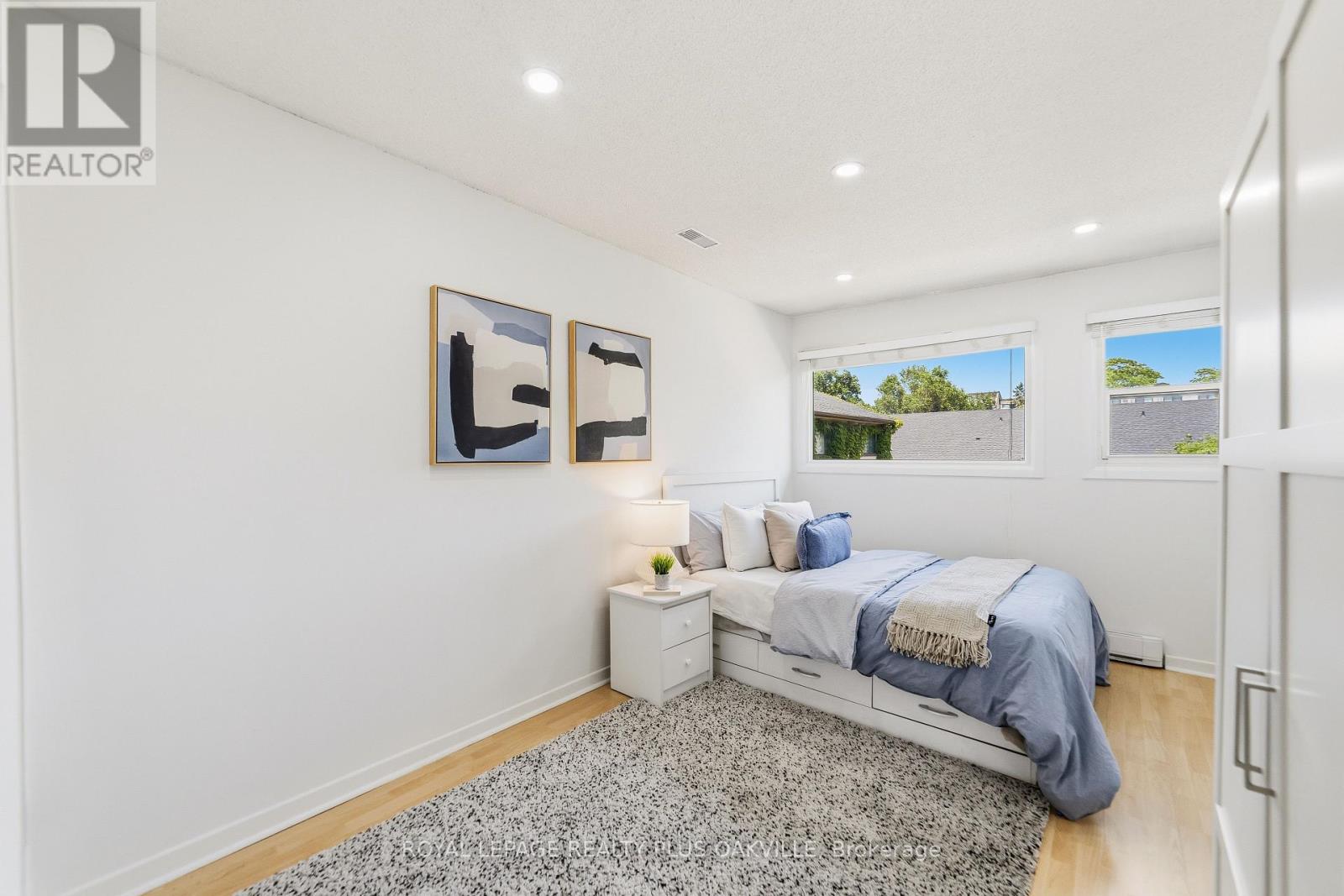 #27 530 FALGARWOOD DRIVE - 20