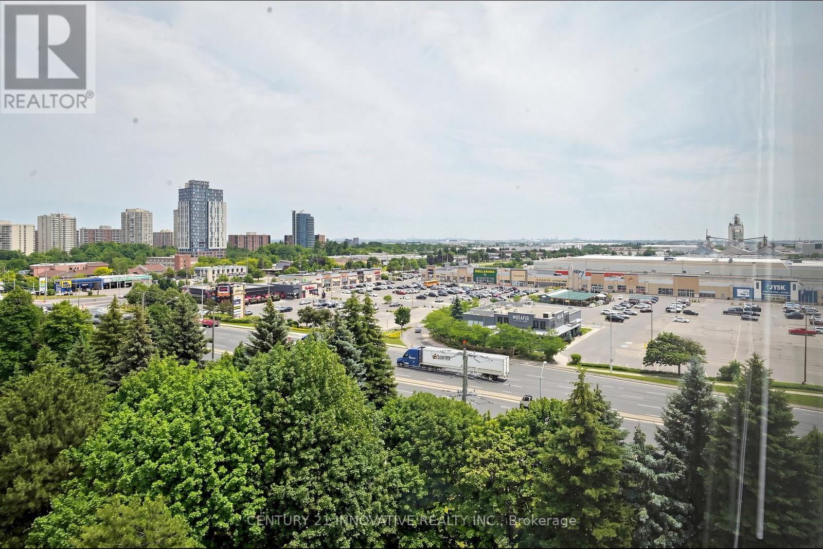 #912 12 LAURELCREST STREET - 40