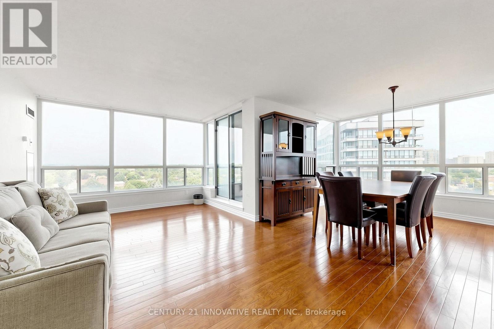 #912 12 LAURELCREST STREET - 9