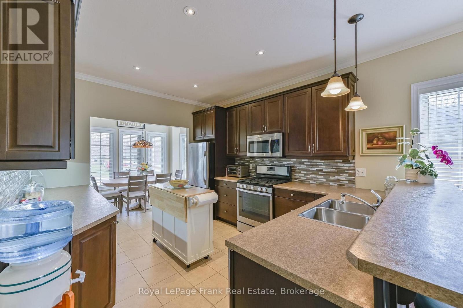 61 REID STREET - 14