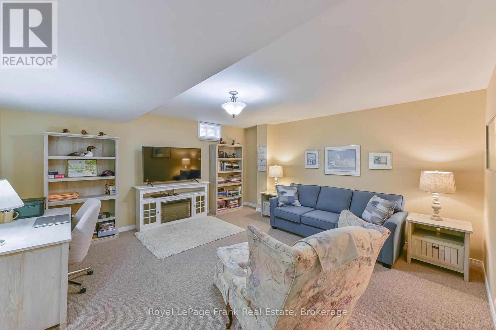 61 REID STREET - 32