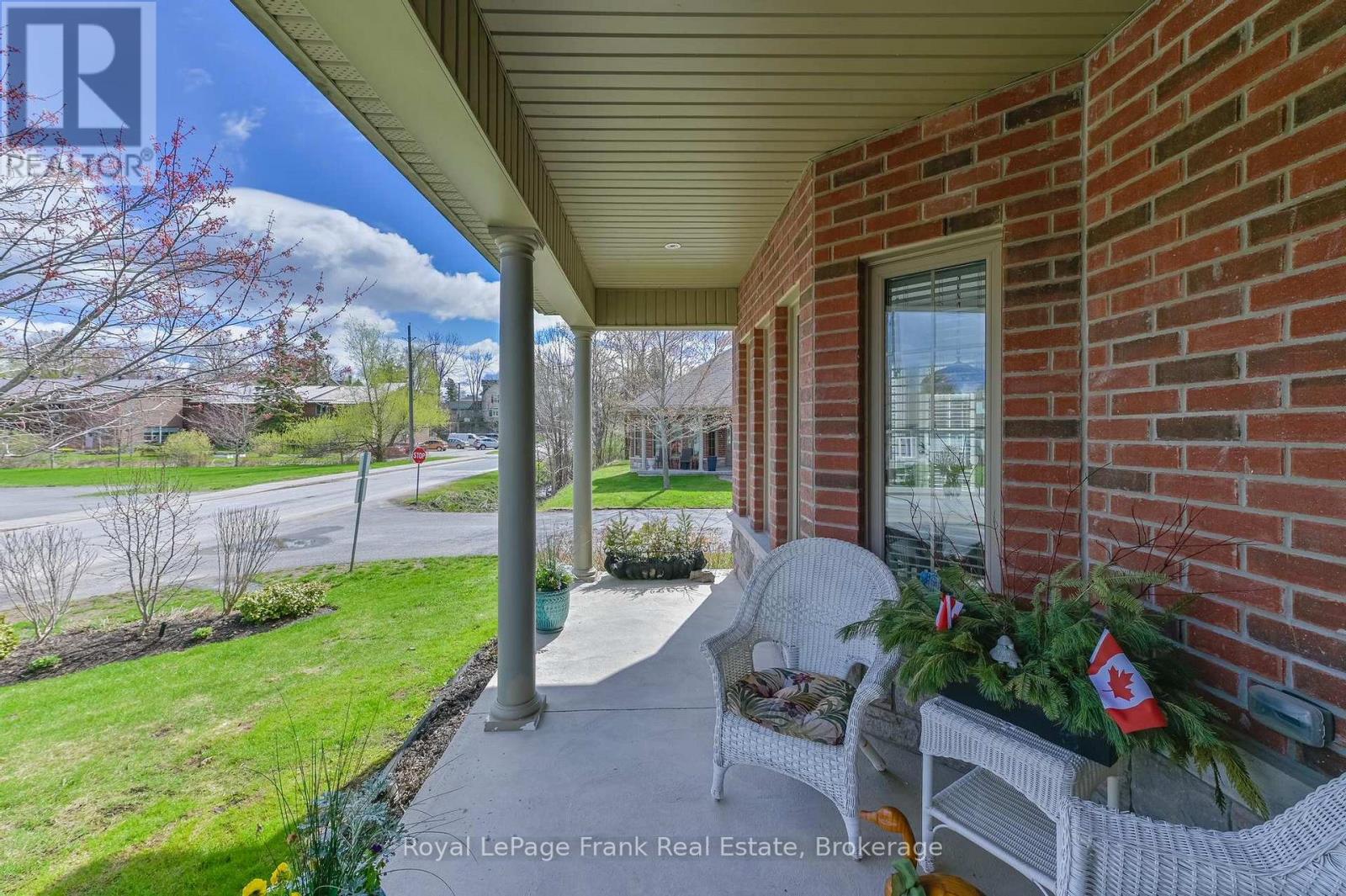 61 REID STREET - 4