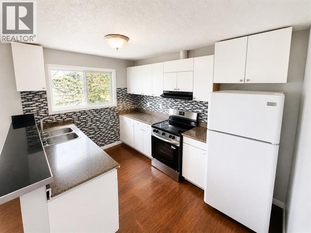 422 40 Street NE - 5