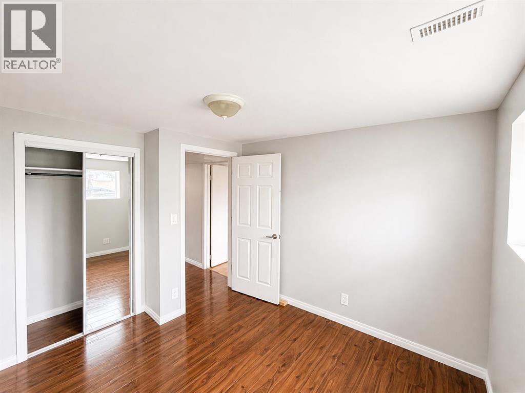 422 40 Street NE - 14