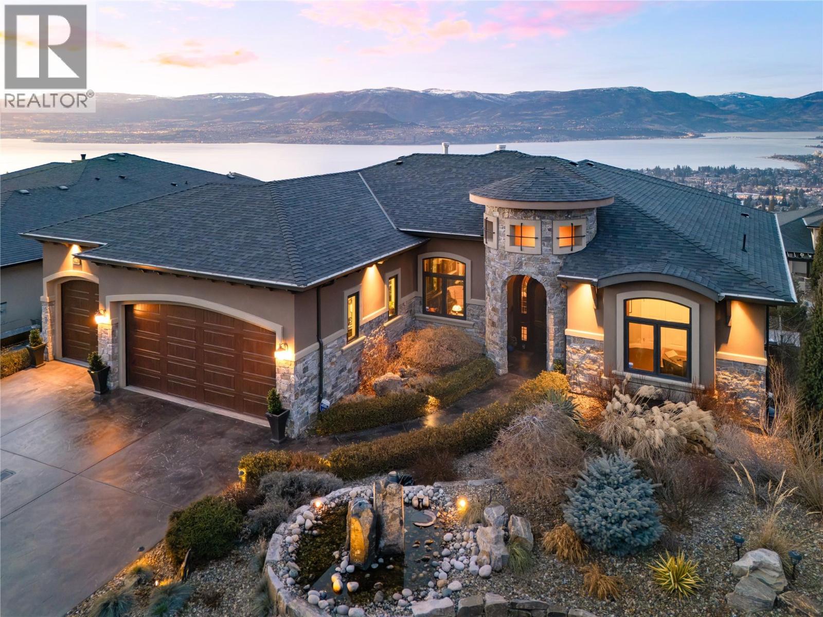 954 Hewetson Avenue, Kelowna