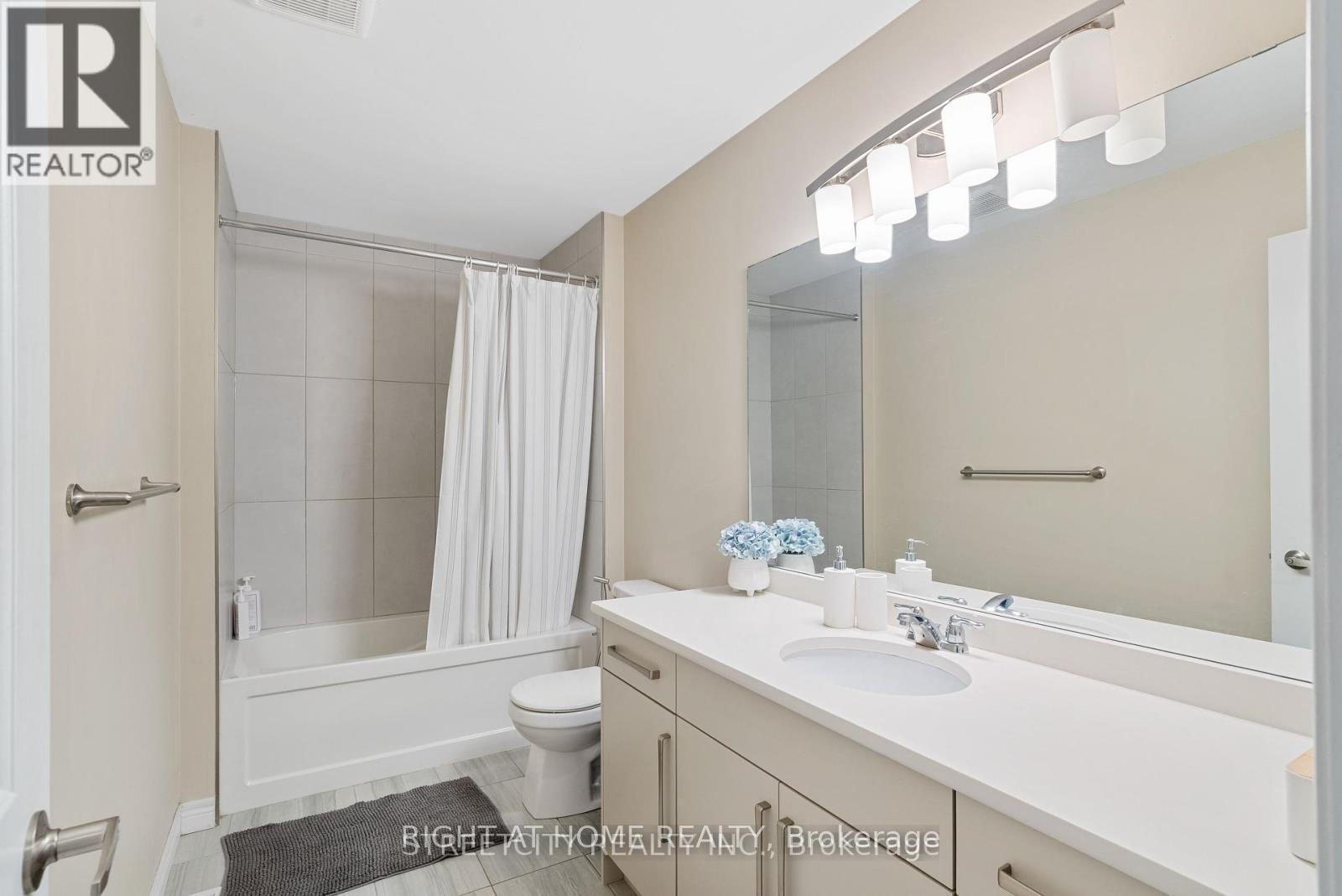 402 TANSBURY STREET N - 31