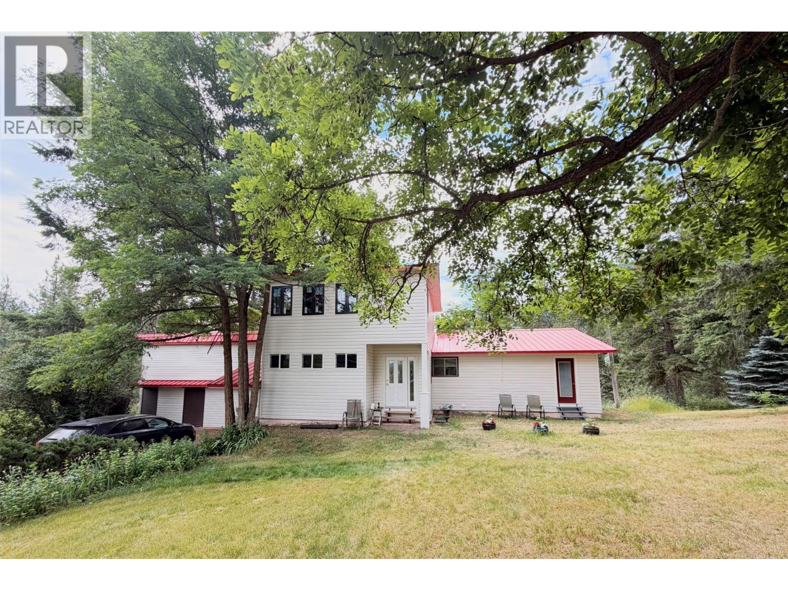 2860 Highway 97 North Other - main photo
