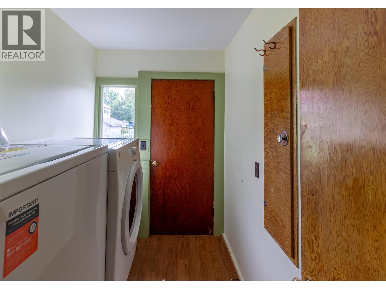 238 B Avenue - 18