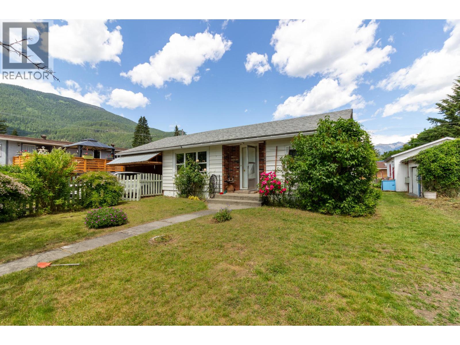 238 B Avenue - 3