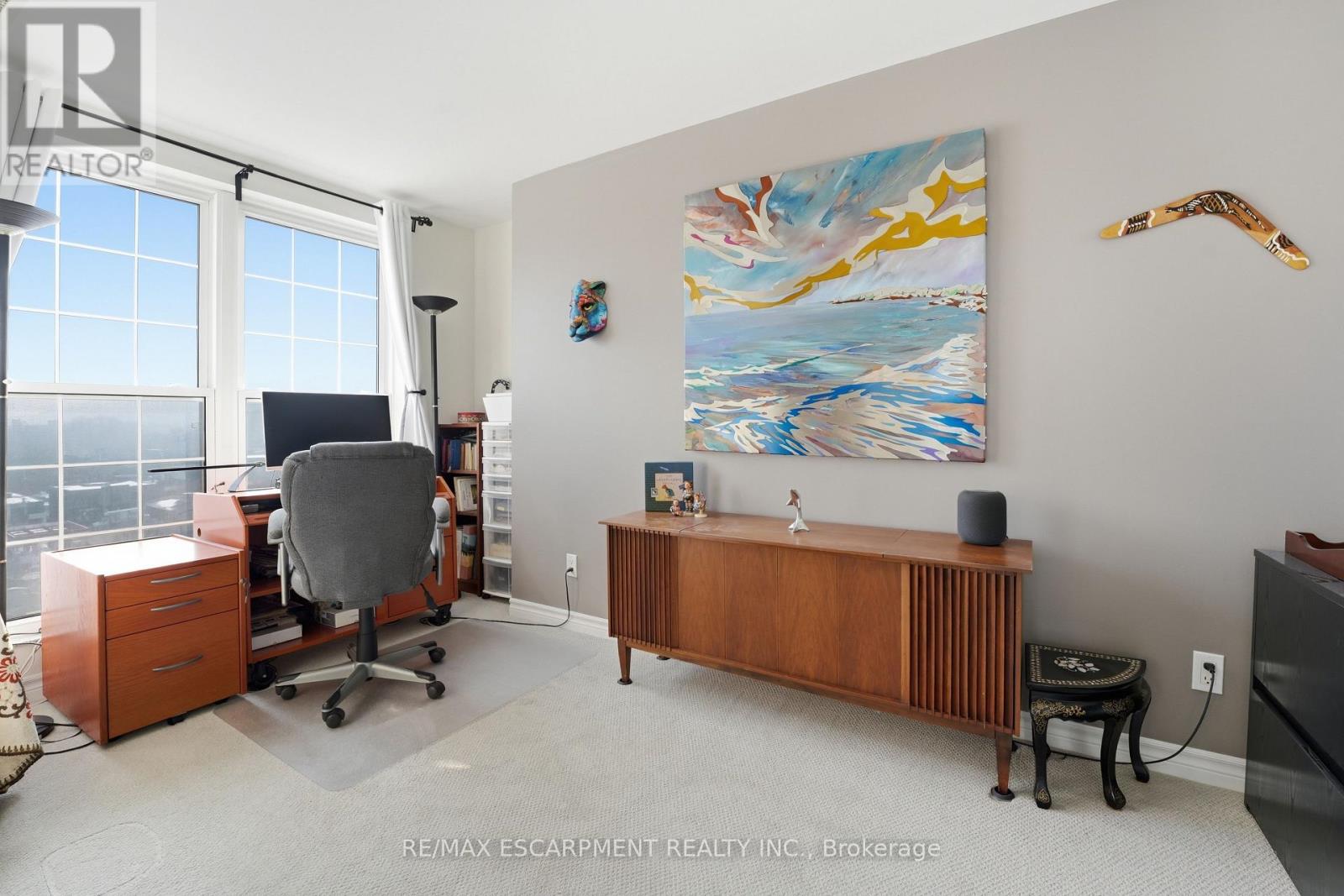 #802 135 JAMES STREET S - 15