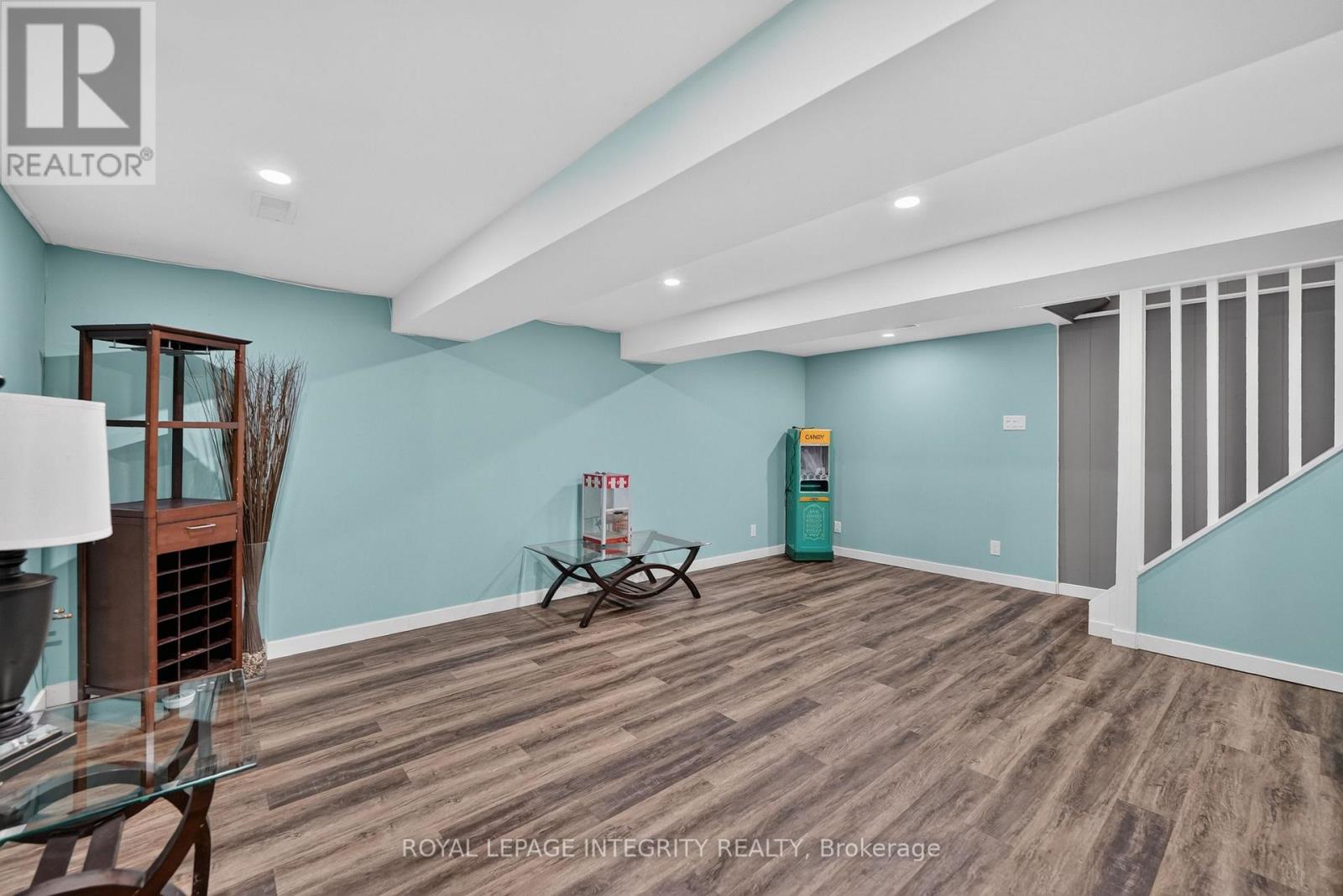 127 MORTON DRIVE - 25