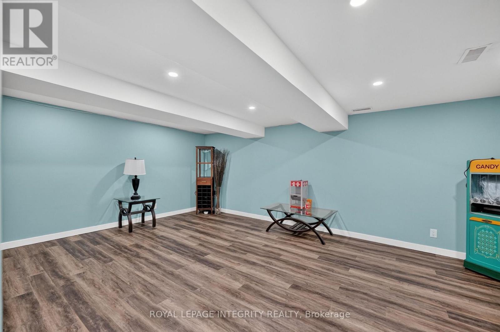 127 MORTON DRIVE - 26
